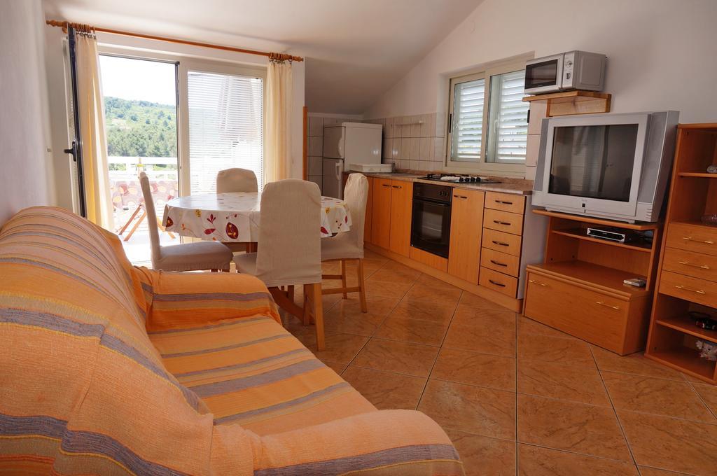 Apartments Ivona Lumbarda Habitación foto