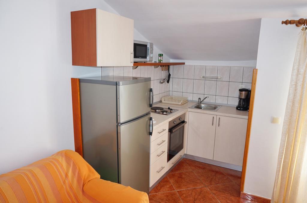 Apartments Ivona Lumbarda Habitación foto